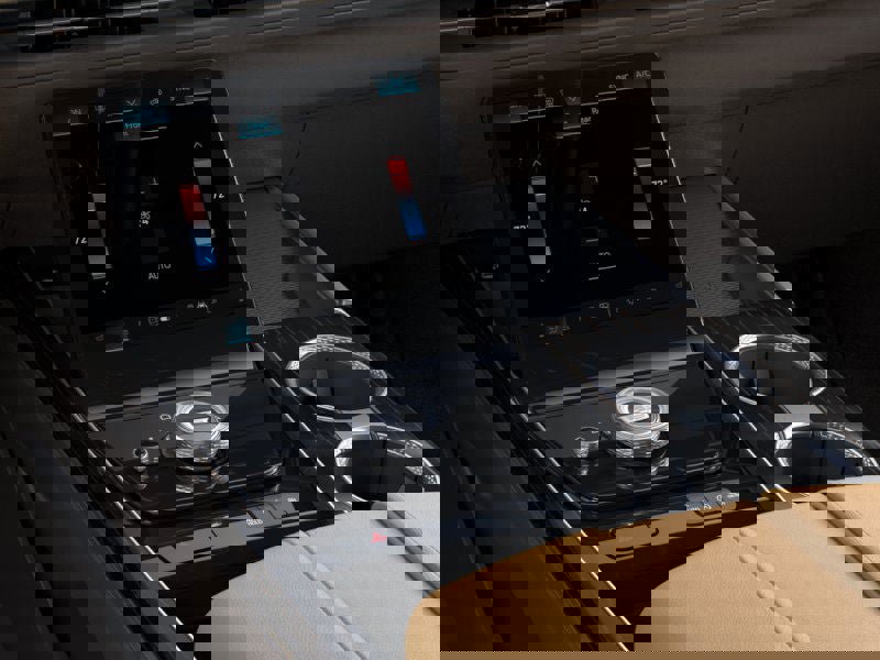 New 2026 Cadillac Escalade ESV Luxury image 23