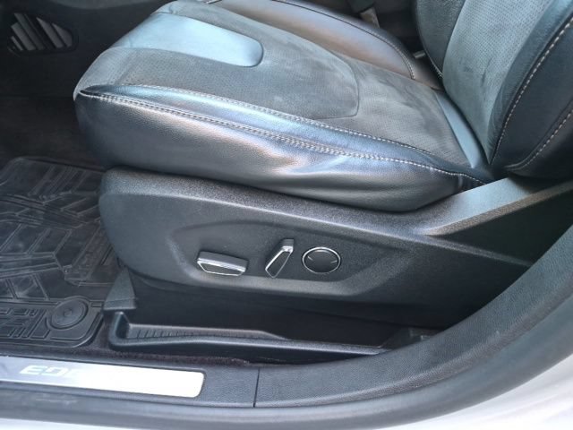 Used 2016 Ford Edge Sport w/ Equipment Group 401A AWD/4WD image 19