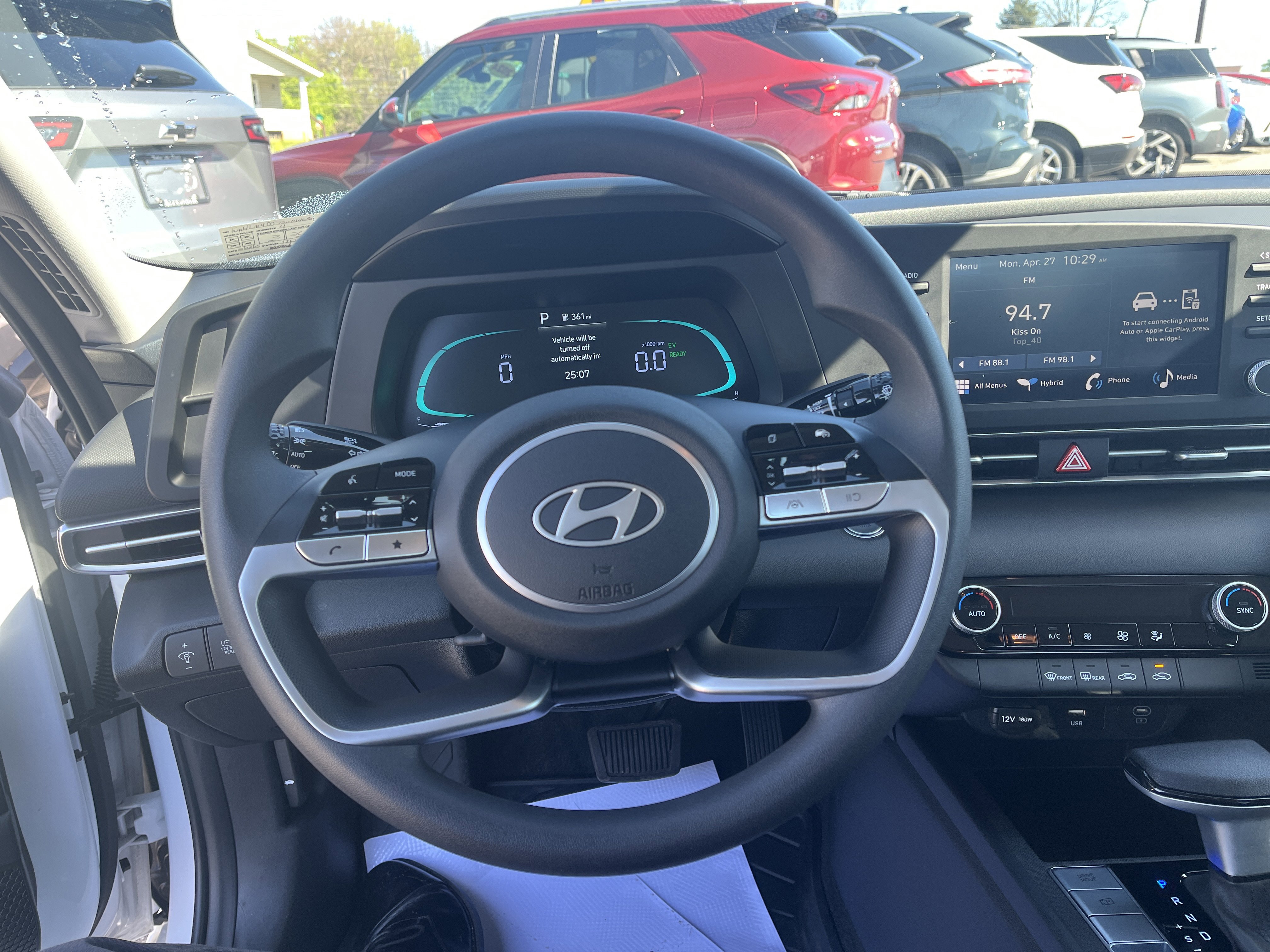 Used 2025 Hyundai Elantra Blue FWD image 18