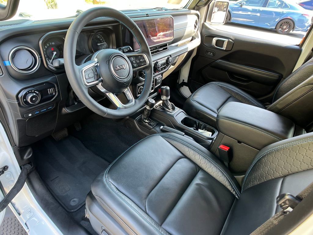 Used 2024 Jeep Wrangler High Altitude image 10