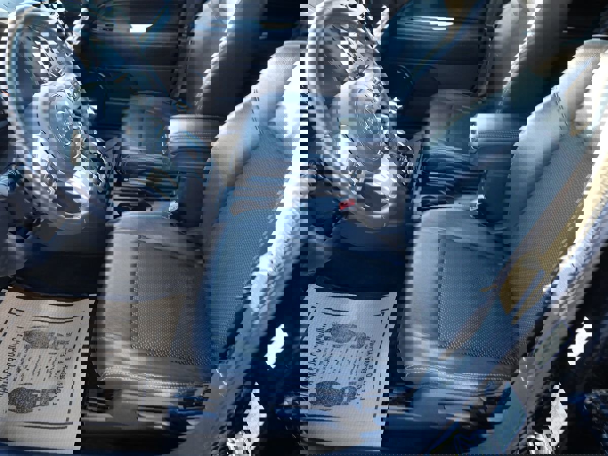 Used 2016 Jeep Compass Latitude image 10