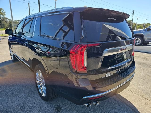 Used 2022 GMC Yukon XL Denali w/ Denali Ultimate Package image 3