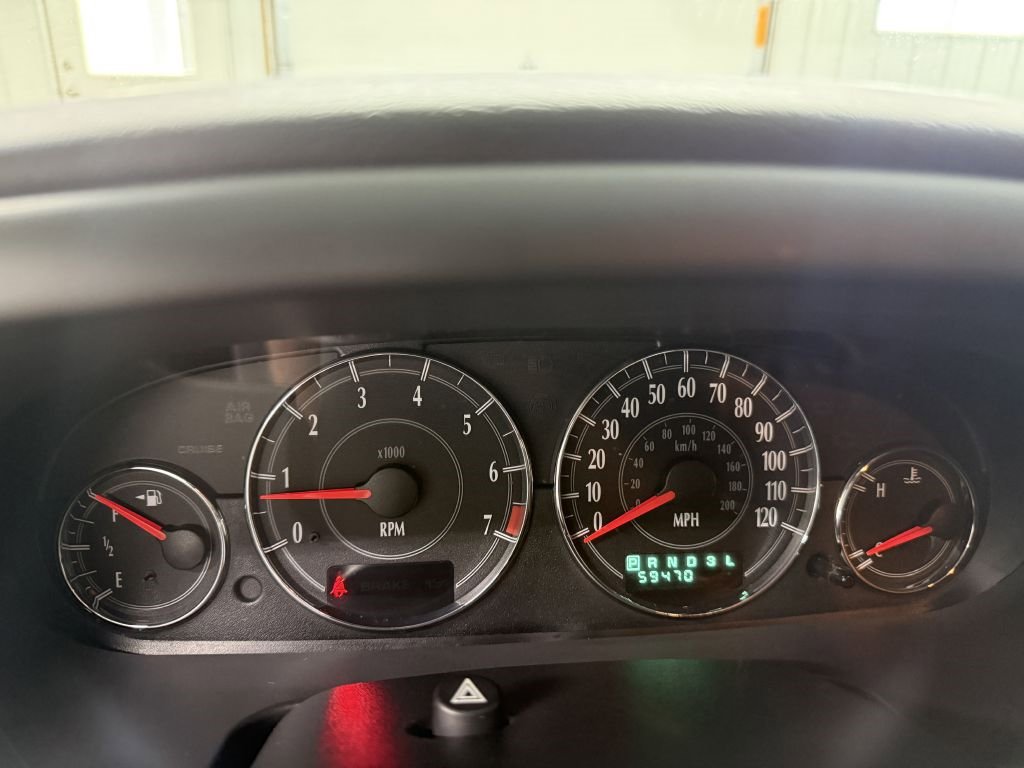 Used 2002 Chrysler Sebring LX image 14