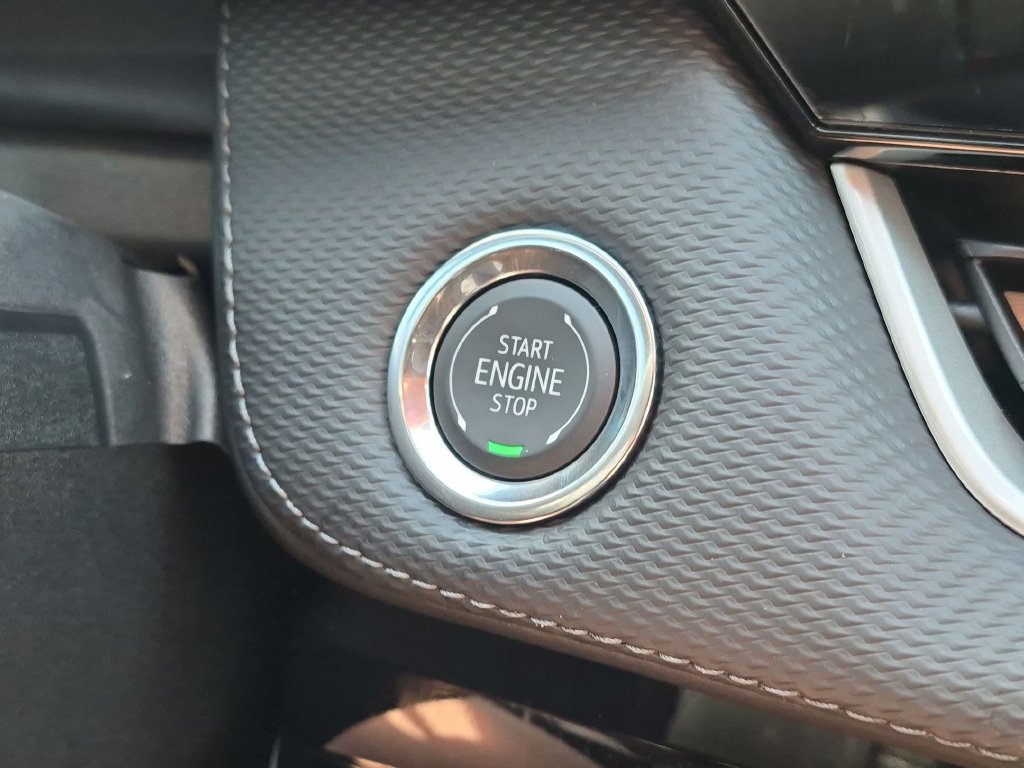 New 2027 Chevrolet Equinox LT w/ Convenience Package II FWD image 29