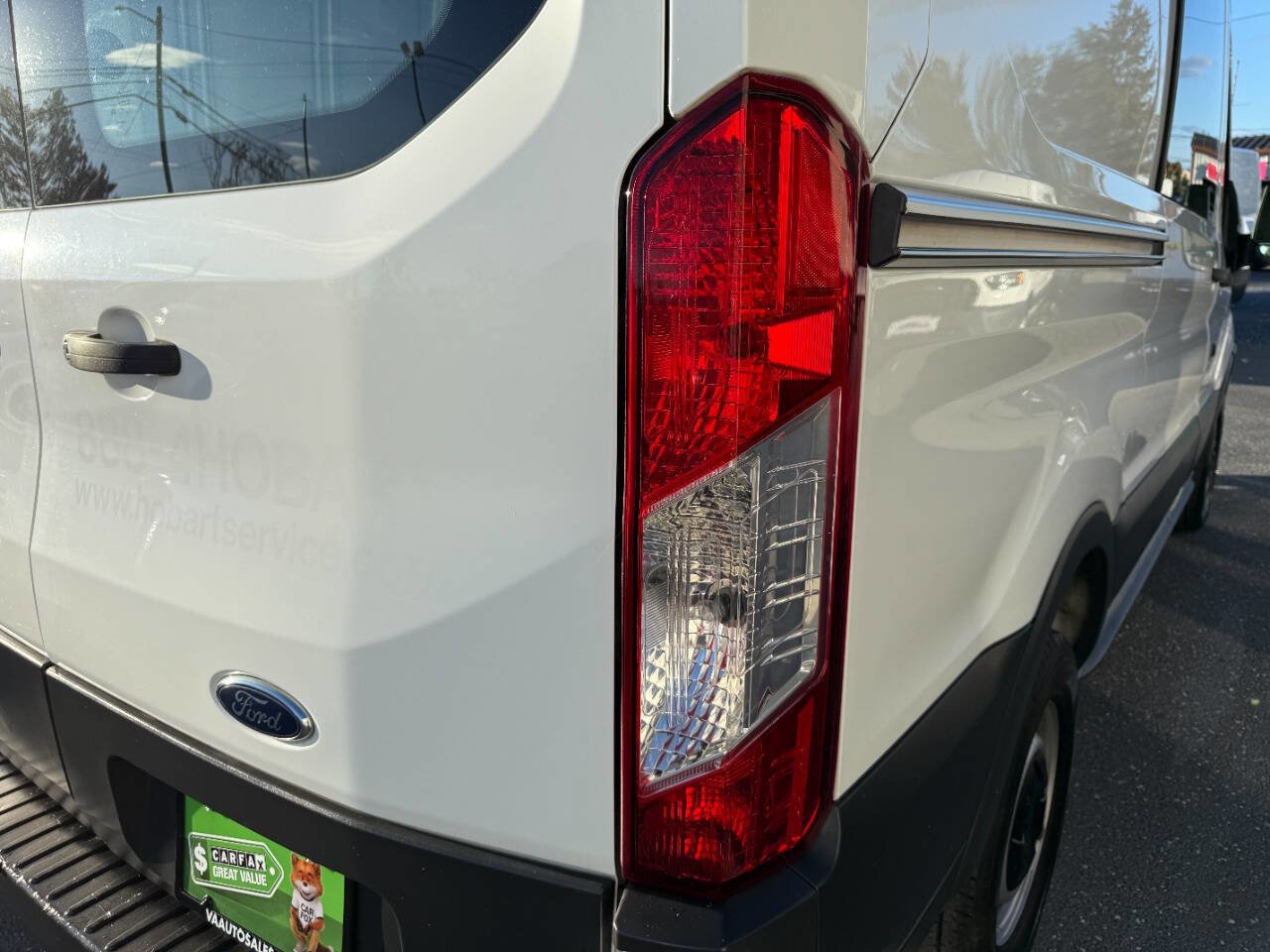 Used 2018 Ford Transit 250 130 Medium Roof image 37