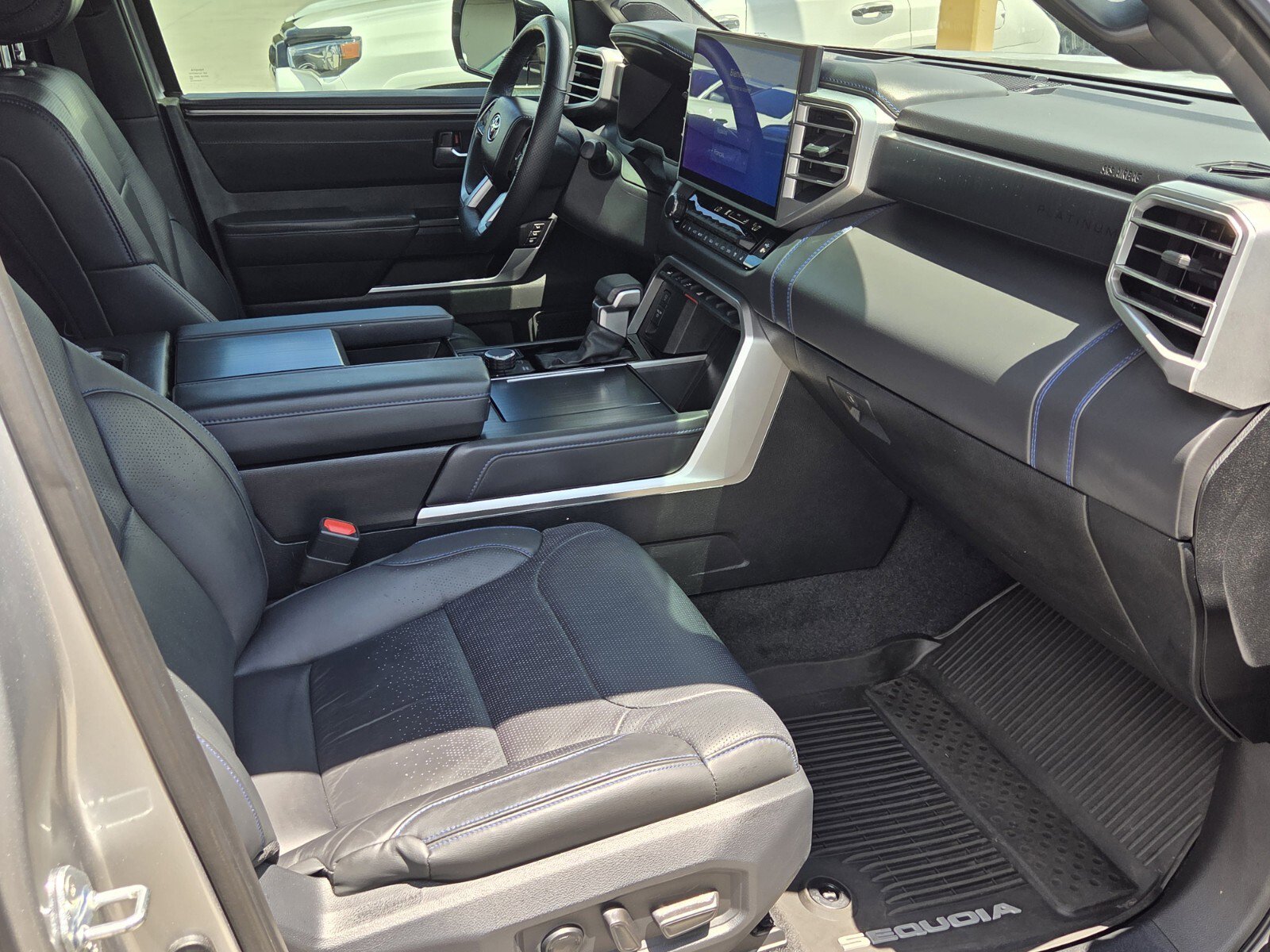 Certified 2025 Toyota Sequoia Platinum AWD/4WD image 13