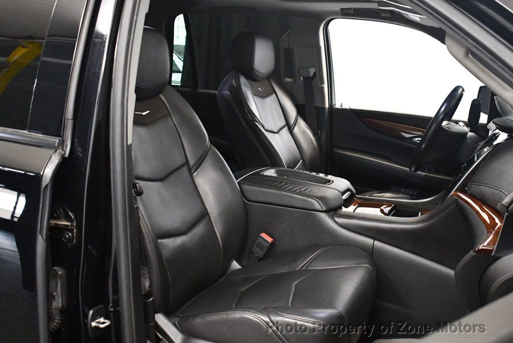 Used 2015 Cadillac Escalade Premium image 13