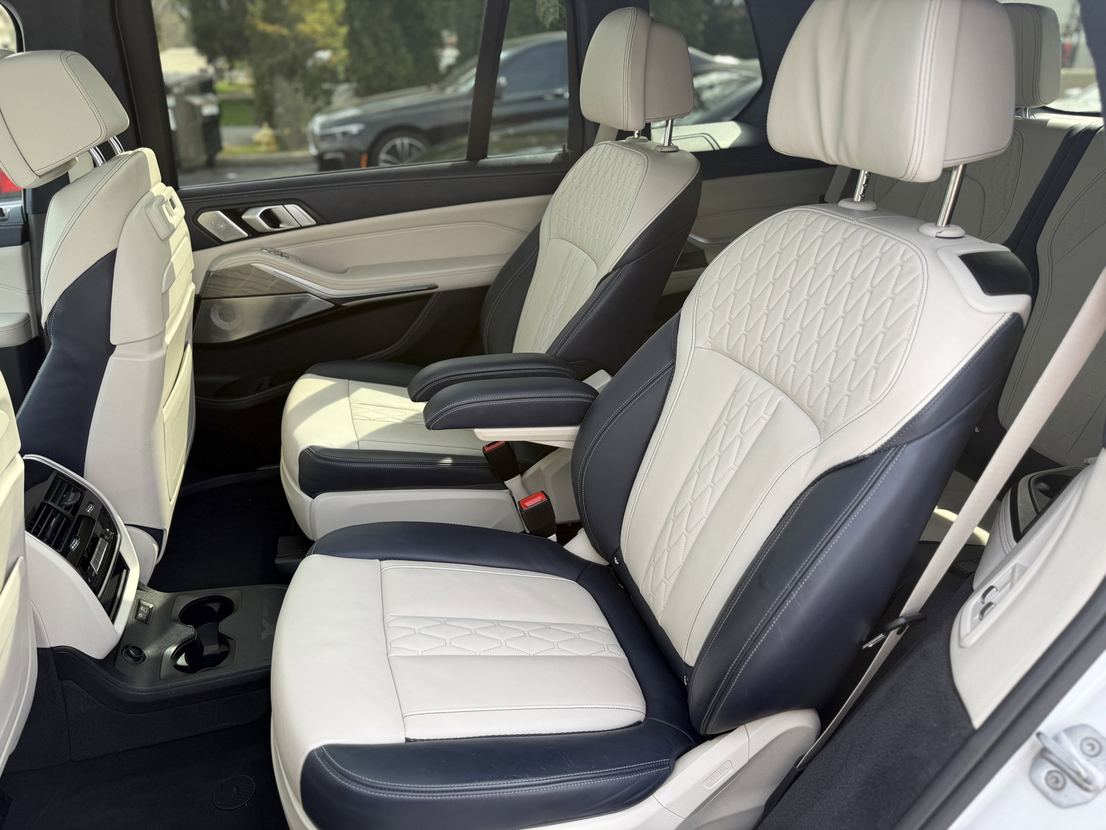 Used 2019 BMW X7 xDrive50i image 21