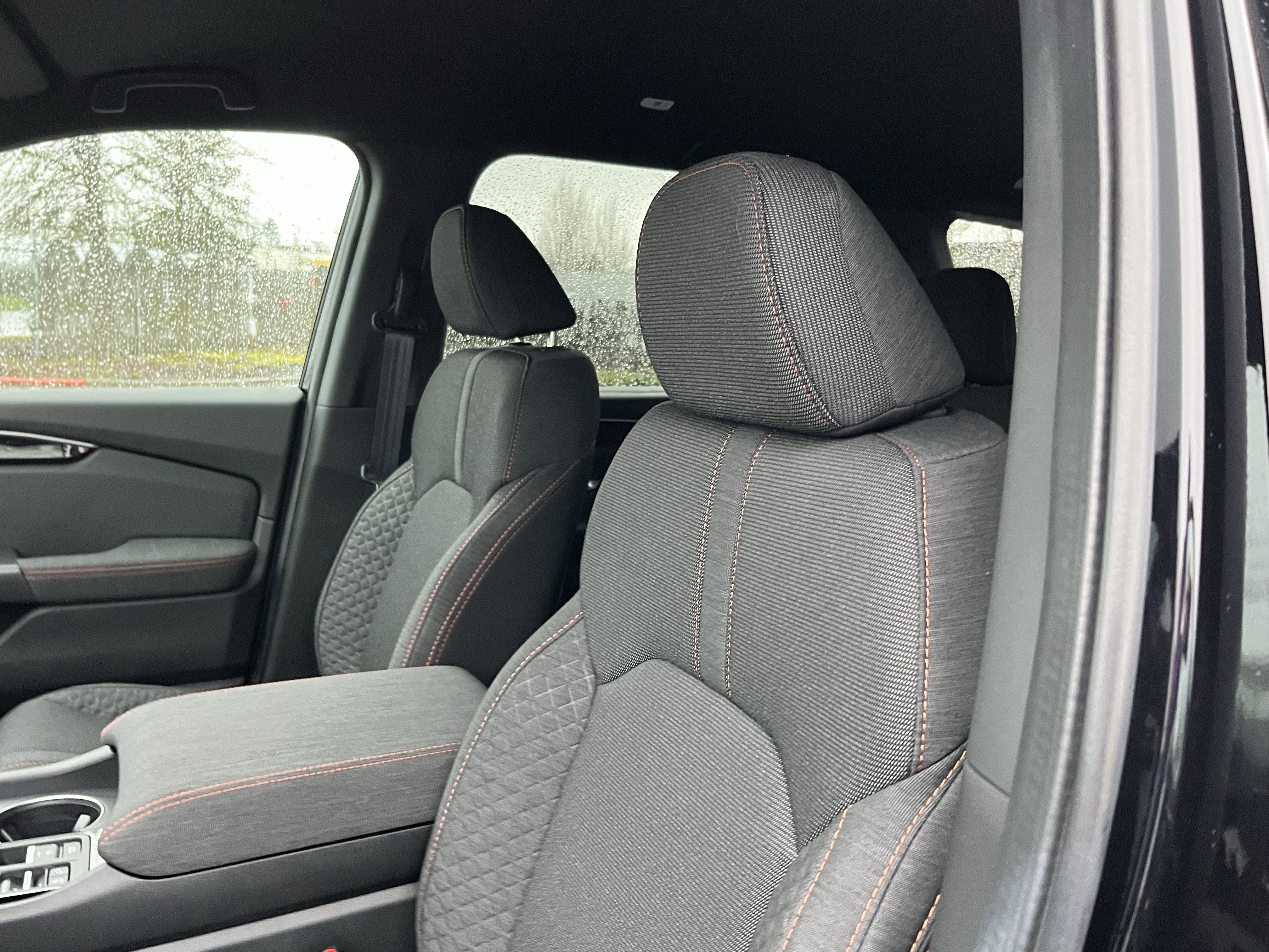 Used 2025 Honda Pilot Sport image 16