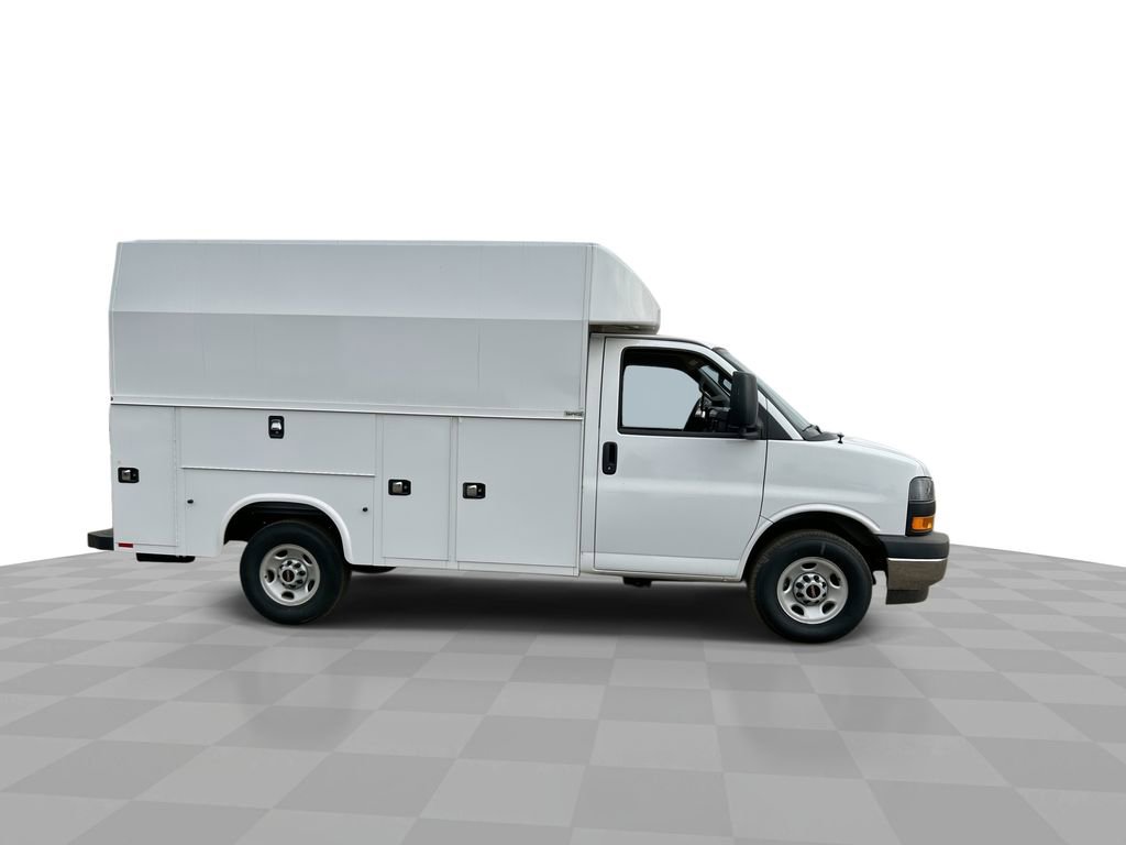 New 2025 GMC Savana 3500 Work Van w/ Power Convenience Package image 9