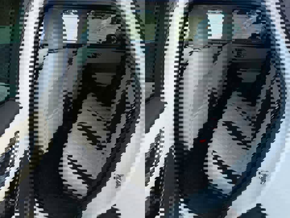 Used 2023 Land Rover Range Rover Velar S AWD/4WD image 8