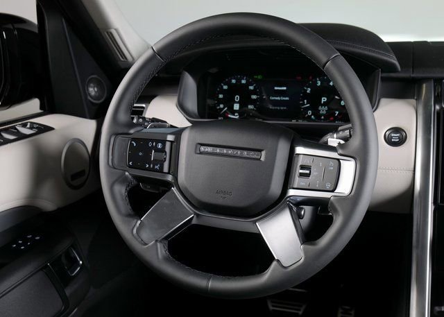 New 2026 Land Rover Discovery Dynamic SE AWD/4WD image 12