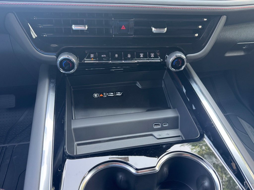 New 2026 Chevrolet Tahoe RST w/ RST Capability Package AWD/4WD image 17