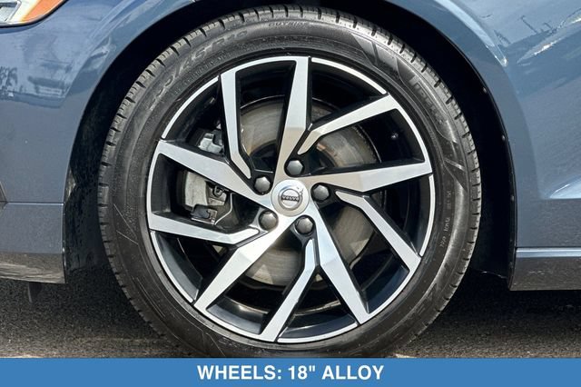 Used 2019 Volvo S60 T5 Momentum w/ Premium Package FWD image 28