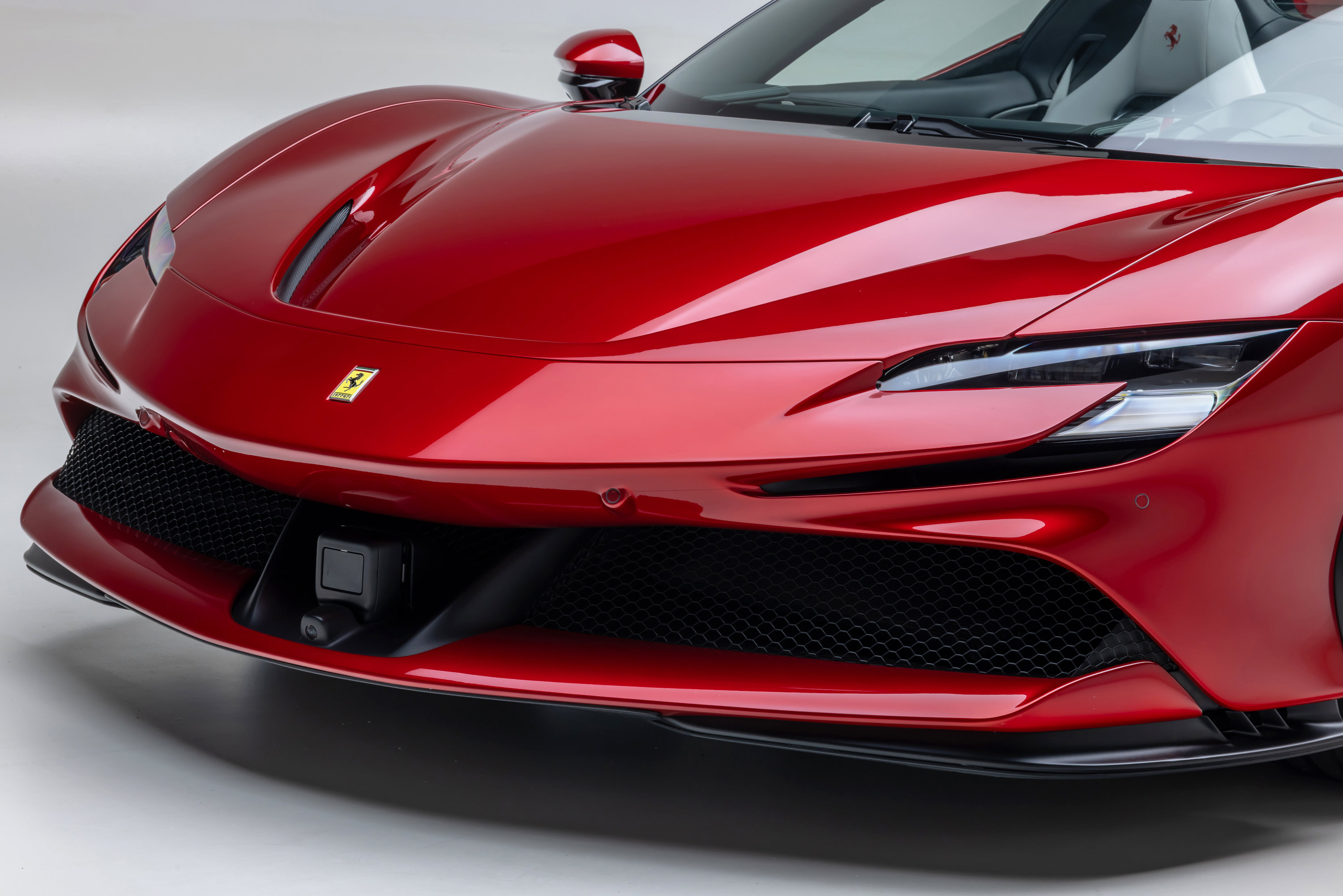Certified 2025 Ferrari SF90 Spider AWD/4WD image 7