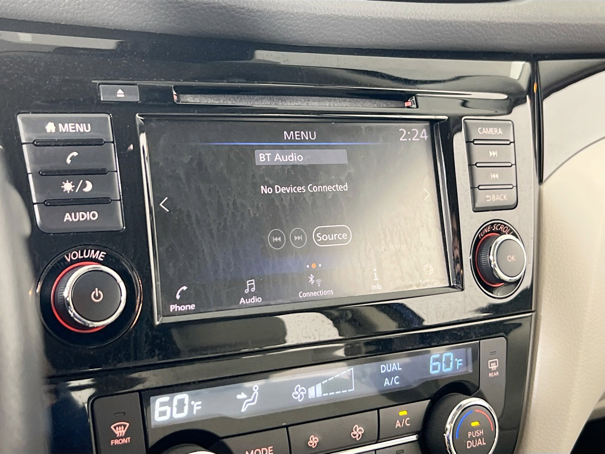 Used 2021 Nissan Rogue Sport SV AWD/4WD image 14