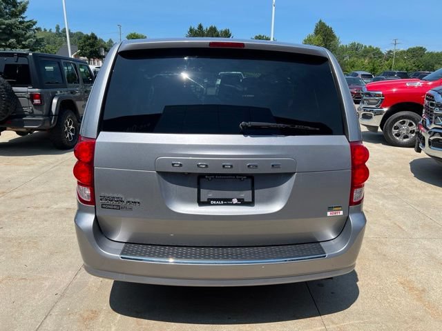 Certified 2018 Dodge Grand Caravan SE FWD image 5