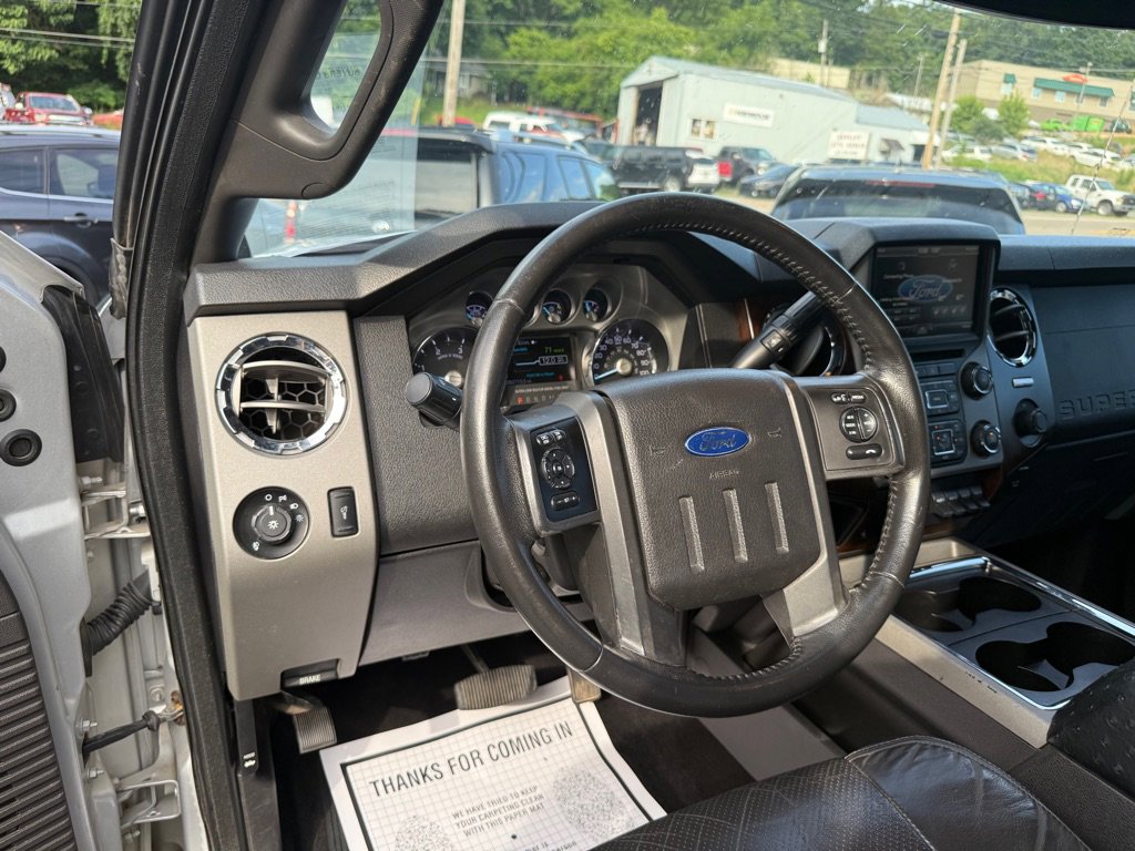 Used 2014 Ford F250 Lariat w/ Lariat Interior Package AWD/4WD image 51