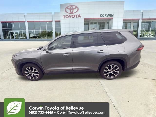 Used 2026 Toyota Grand Highlander AWD Hybrid image 11