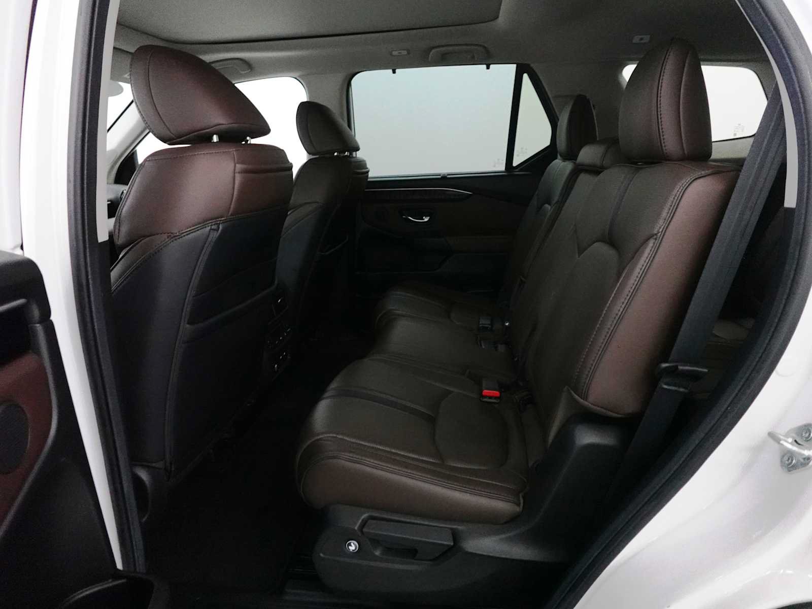 Certified 2025 Honda Pilot Elite image 26