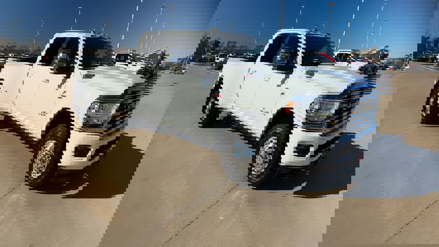 Used 2024 RAM 3500 Limited image 9