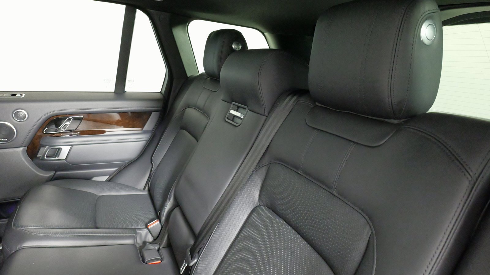 Used 2022 Land Rover Range Rover Westminster Edition image 37