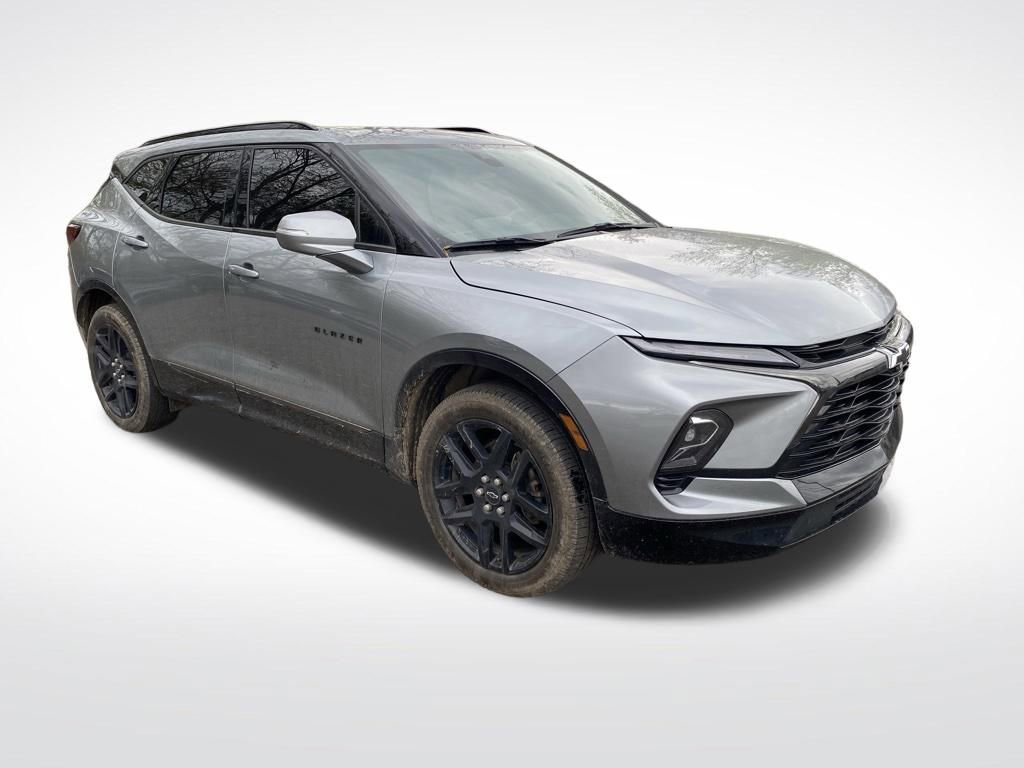 Used 2024 Chevrolet Blazer RS w/ LPO, Floor Liner Package AWD/4WD image 9