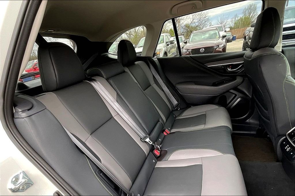 Used 2025 Subaru Outback Onyx Edition XT image 29