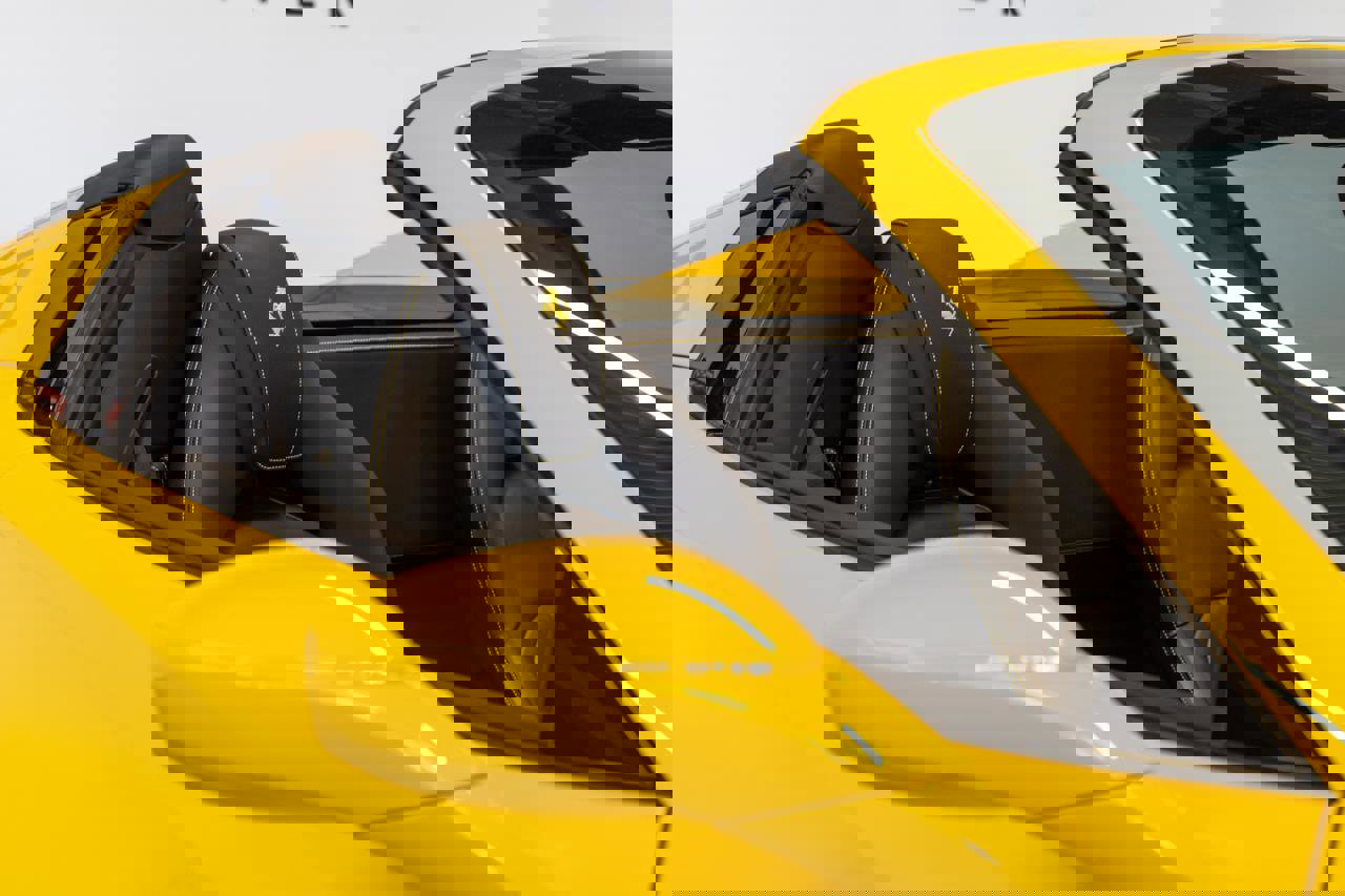 Used 2018 Ferrari 488 Spider image 24