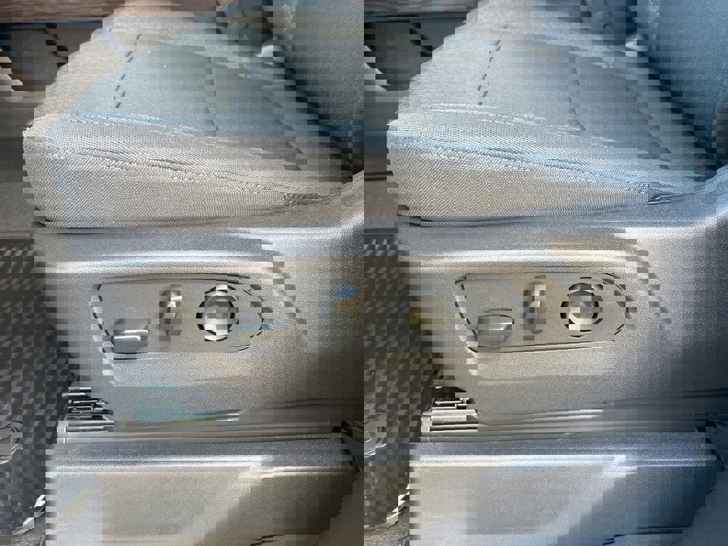 New 2026 Chevrolet Silverado 3500 LT w/ Convenience Package image 8