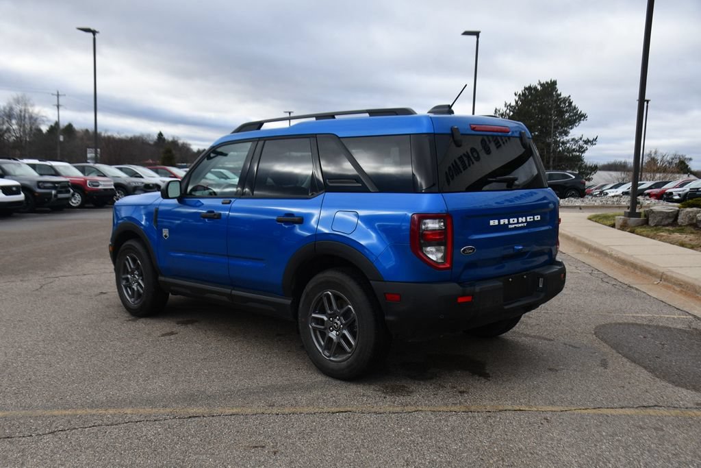Used 2025 Ford Bronco Sport Big Bend w/ Convenience Package AWD/4WD image 4