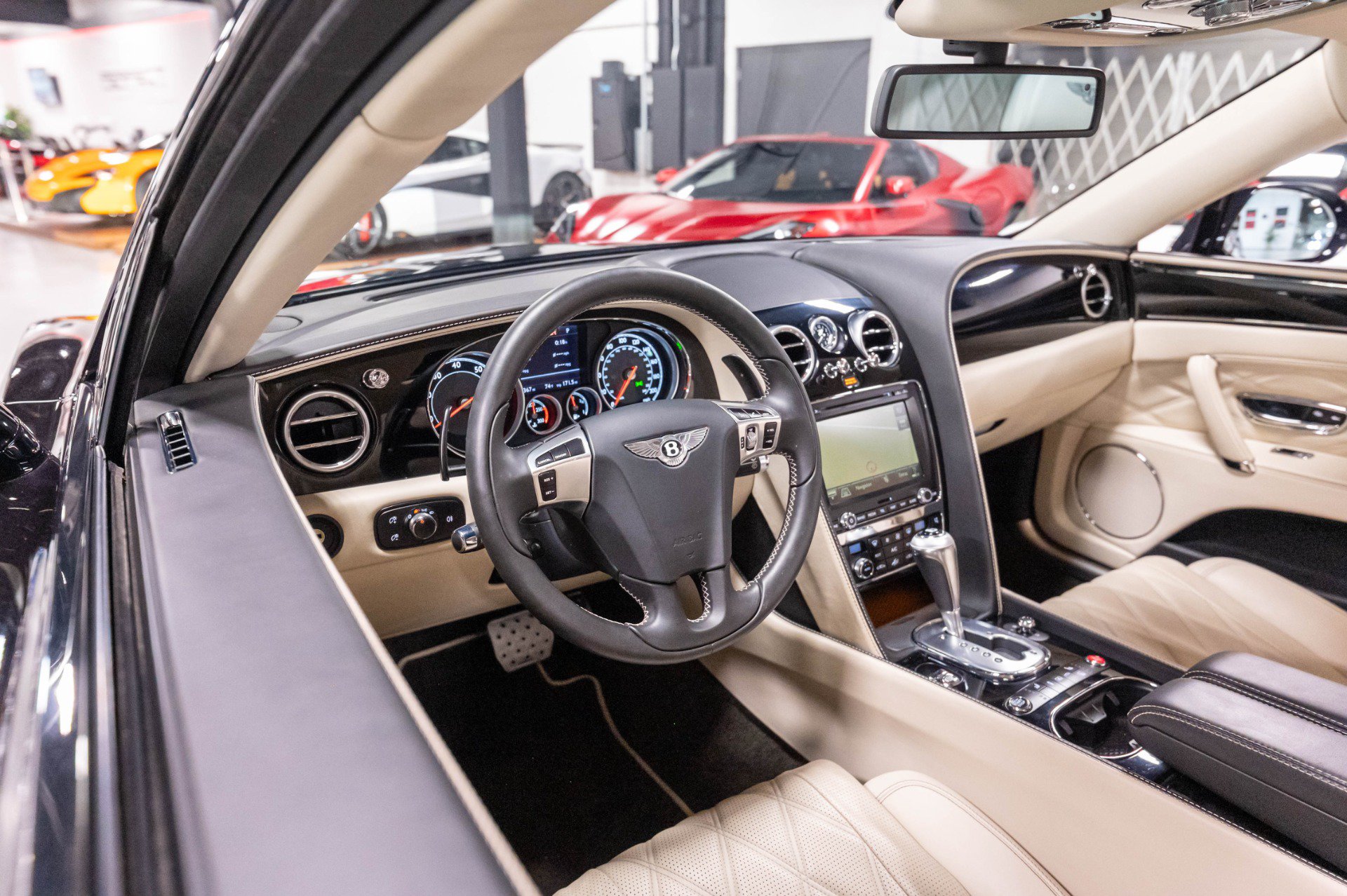 Used 2015 Bentley Flying Spur V8 AWD/4WD image 56