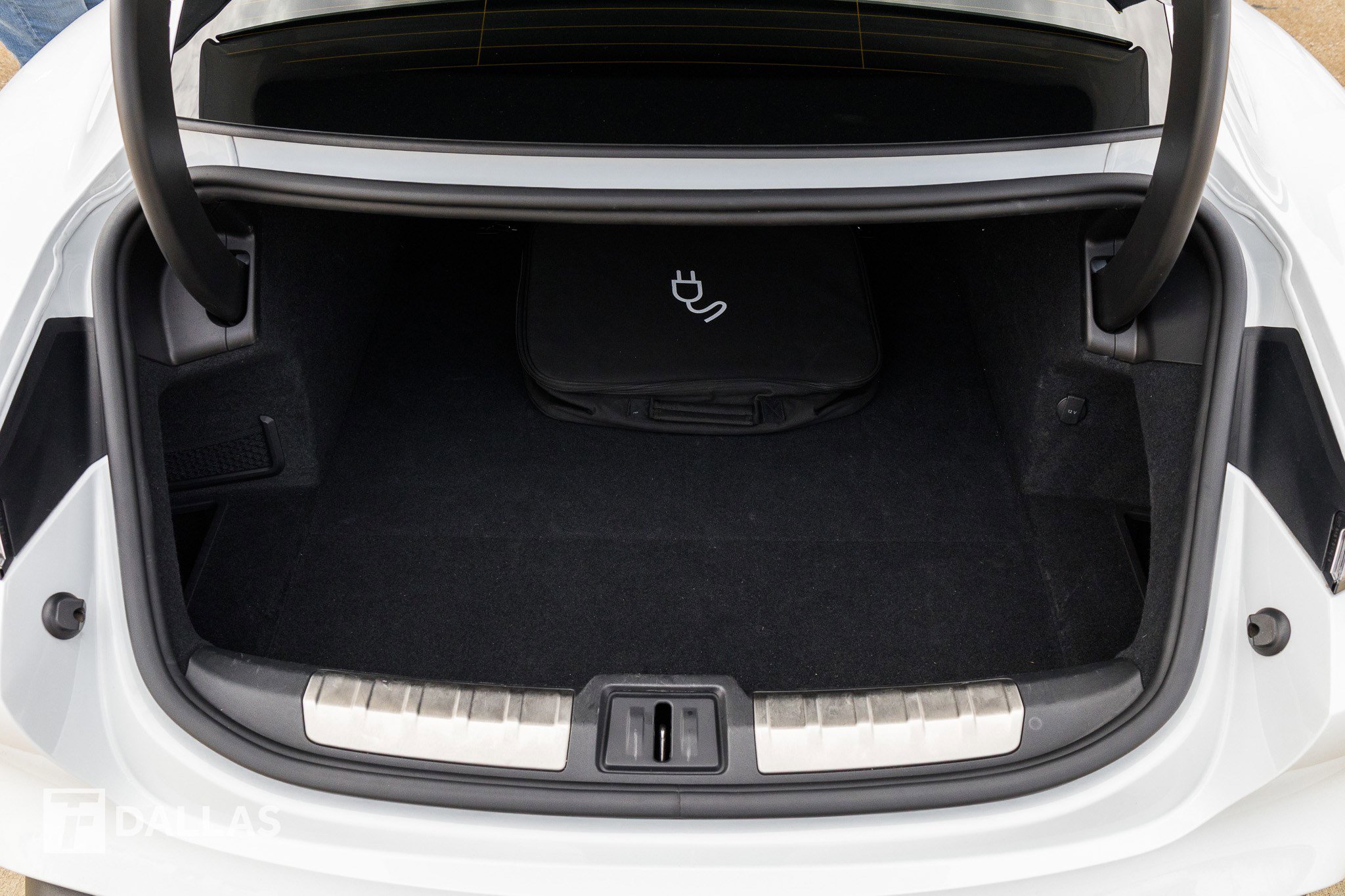 Used 2020 Porsche Taycan Turbo S w/ Storage Package image 34