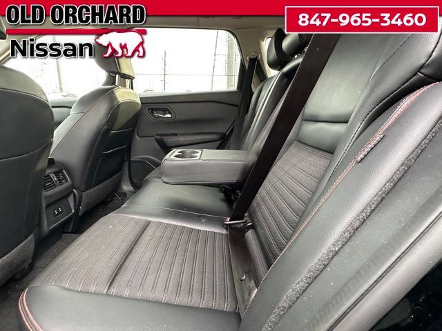 Used 2025 Nissan Rogue SV AWD/4WD image 13