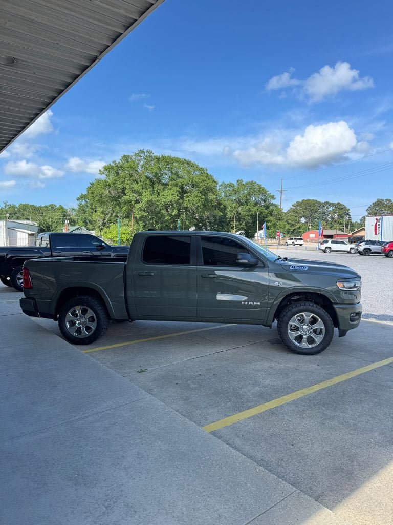 Used 2026 RAM 1500 Big Horn AWD/4WD image 4