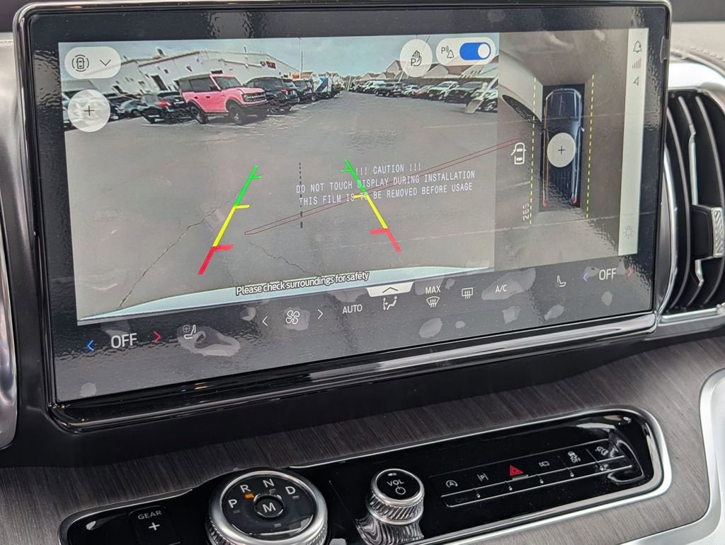 New 2026 Ford Expedition Max Platinum image 3