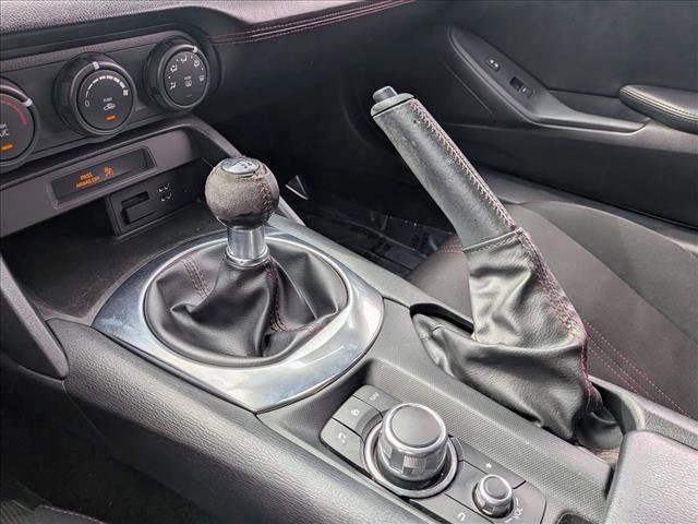 Used 2016 MAZDA MX-5 Miata Club w/ Brembo/BBS Package image 15