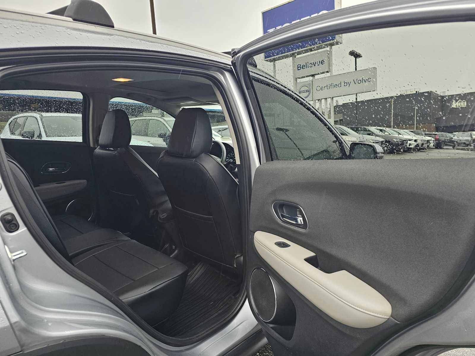 Used 2022 Honda HR-V EX image 14