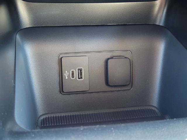 New 2026 Ford Explorer Active w/ Active Comfort Package image 24