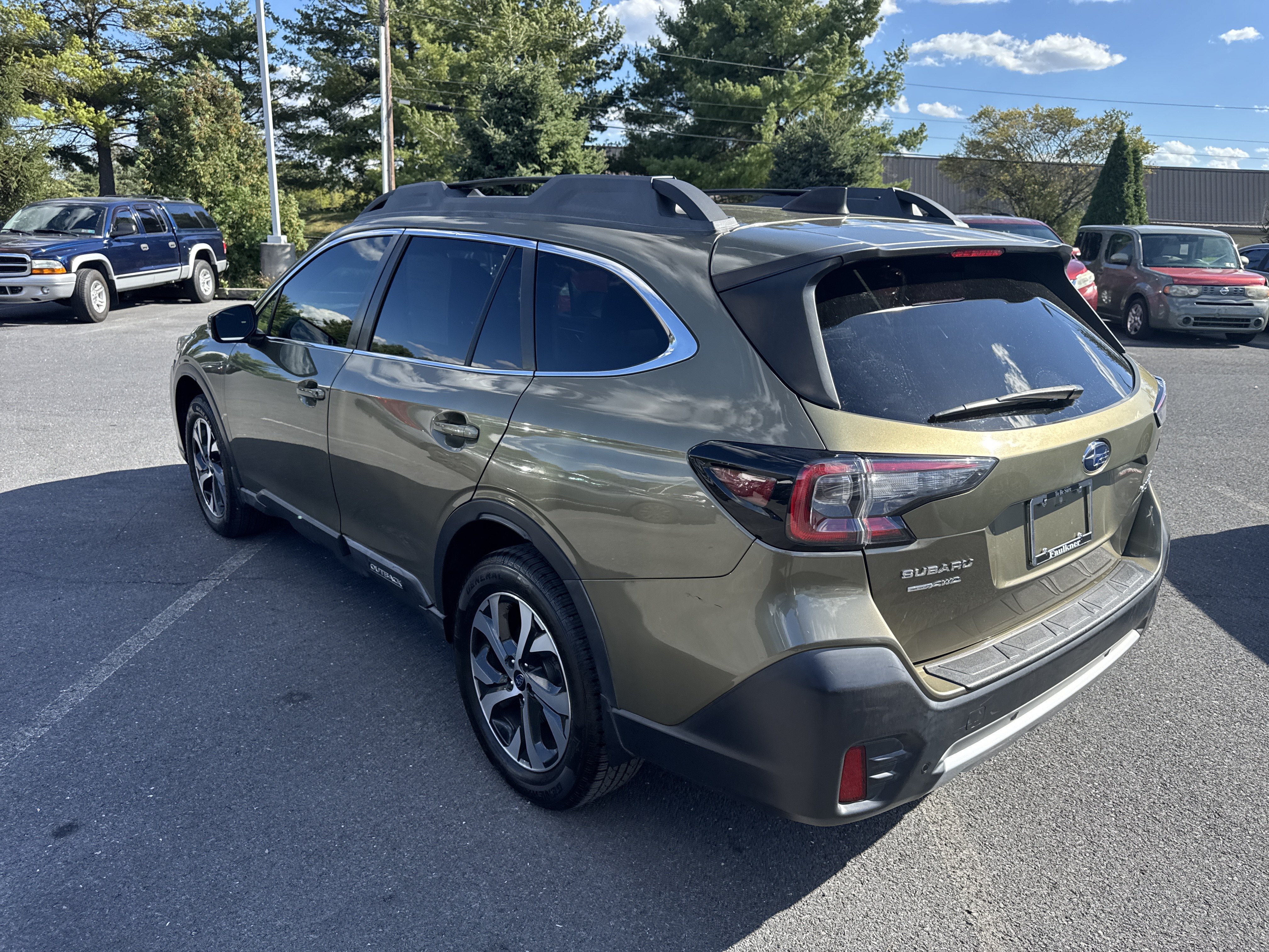 Used 2020 Subaru Outback Limited AWD/4WD image 29