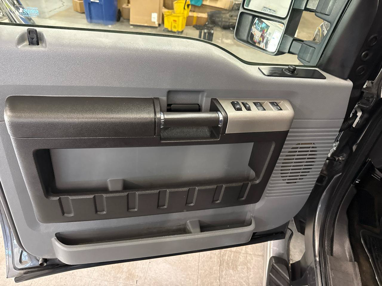 Used 2015 Ford F350 XLT w/ XLT Value Package AWD/4WD image 32