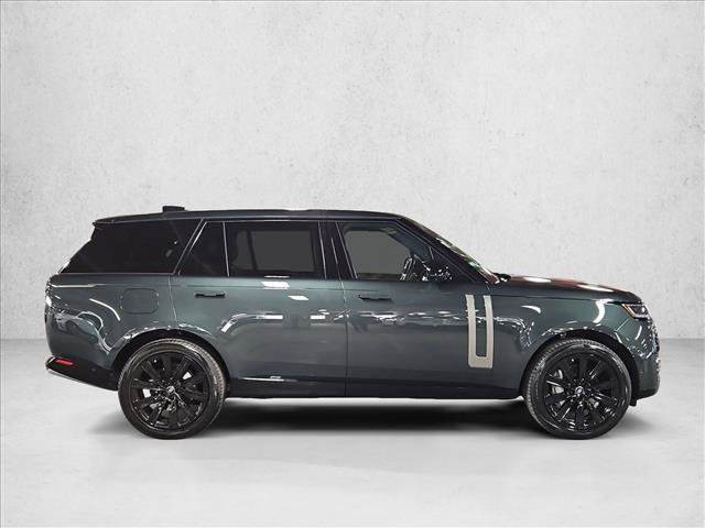 Used 2025 Land Rover Range Rover Long Wheelbase SE AWD/4WD image 4