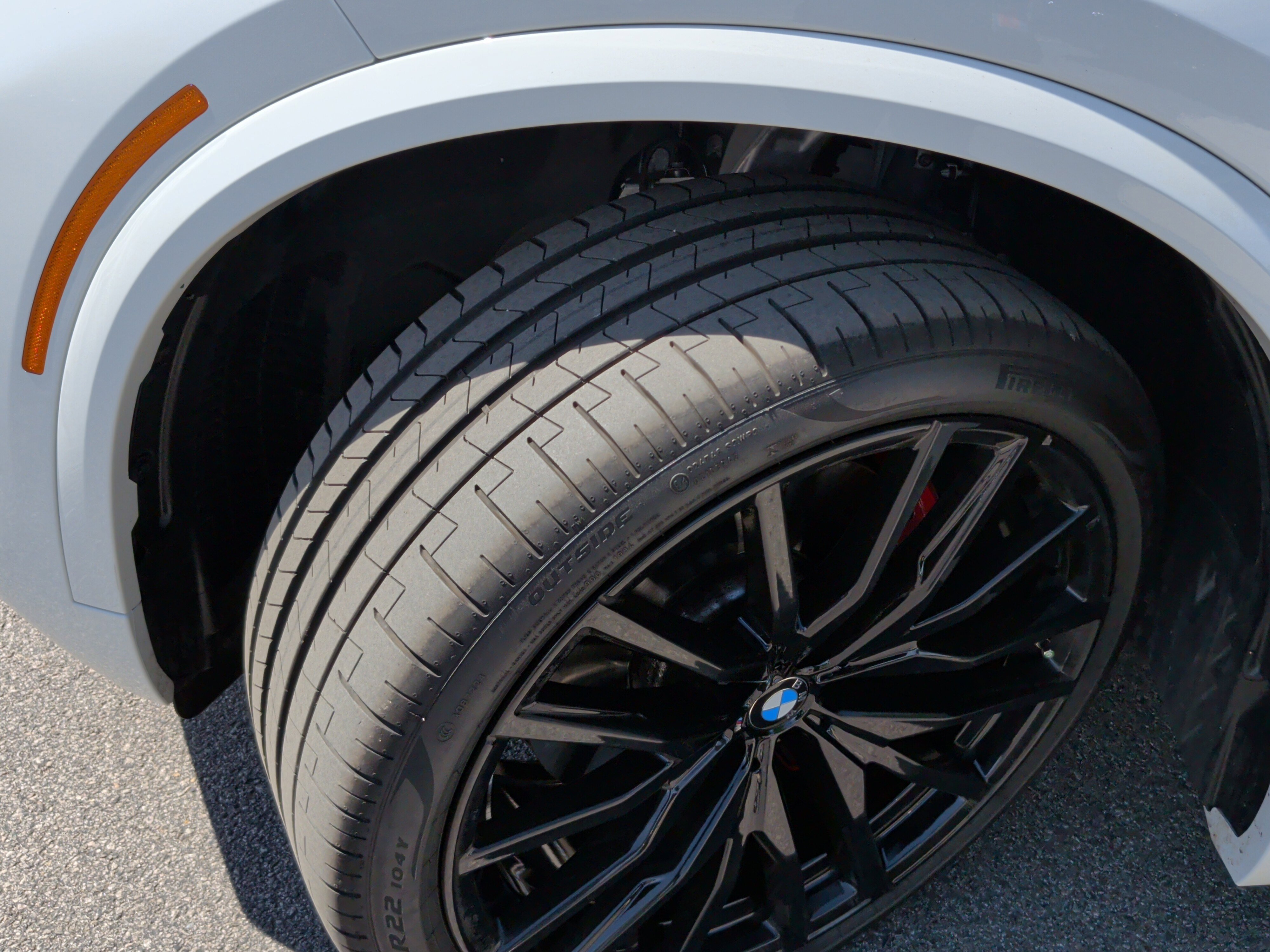 Certified 2026 BMW X5 xDrive40i w/ M Sport Package image 14