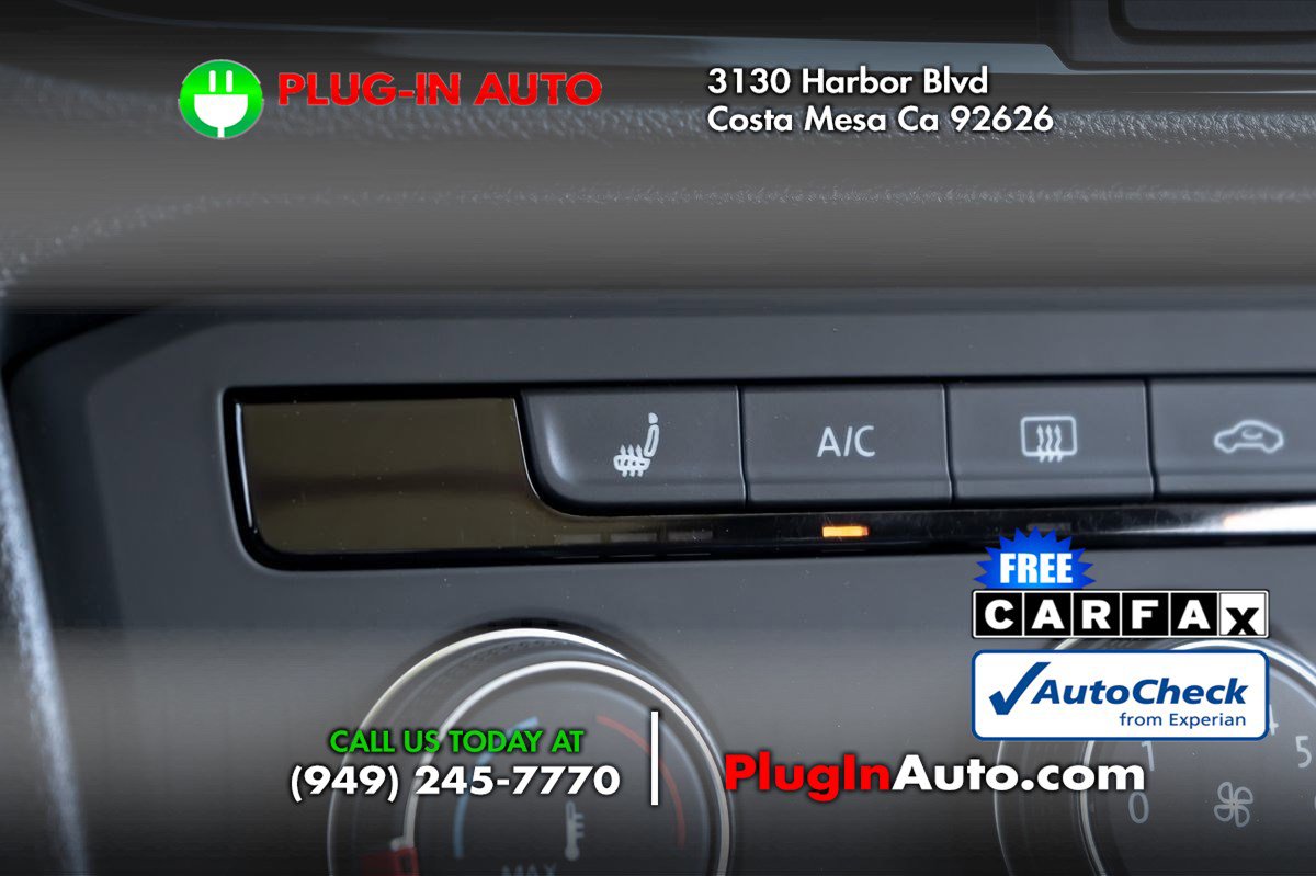 Used 2022 Volkswagen Taos SE w/ Panoramic Sunroof Package AWD/4WD image 24