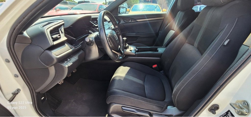 Used 2019 Honda Civic Sport image 12