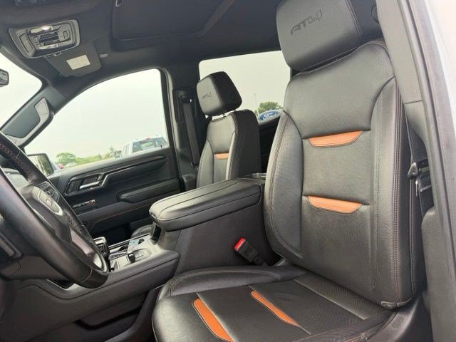 Used 2024 GMC Sierra 1500 AT4 w/ Technology Package AWD/4WD image 20