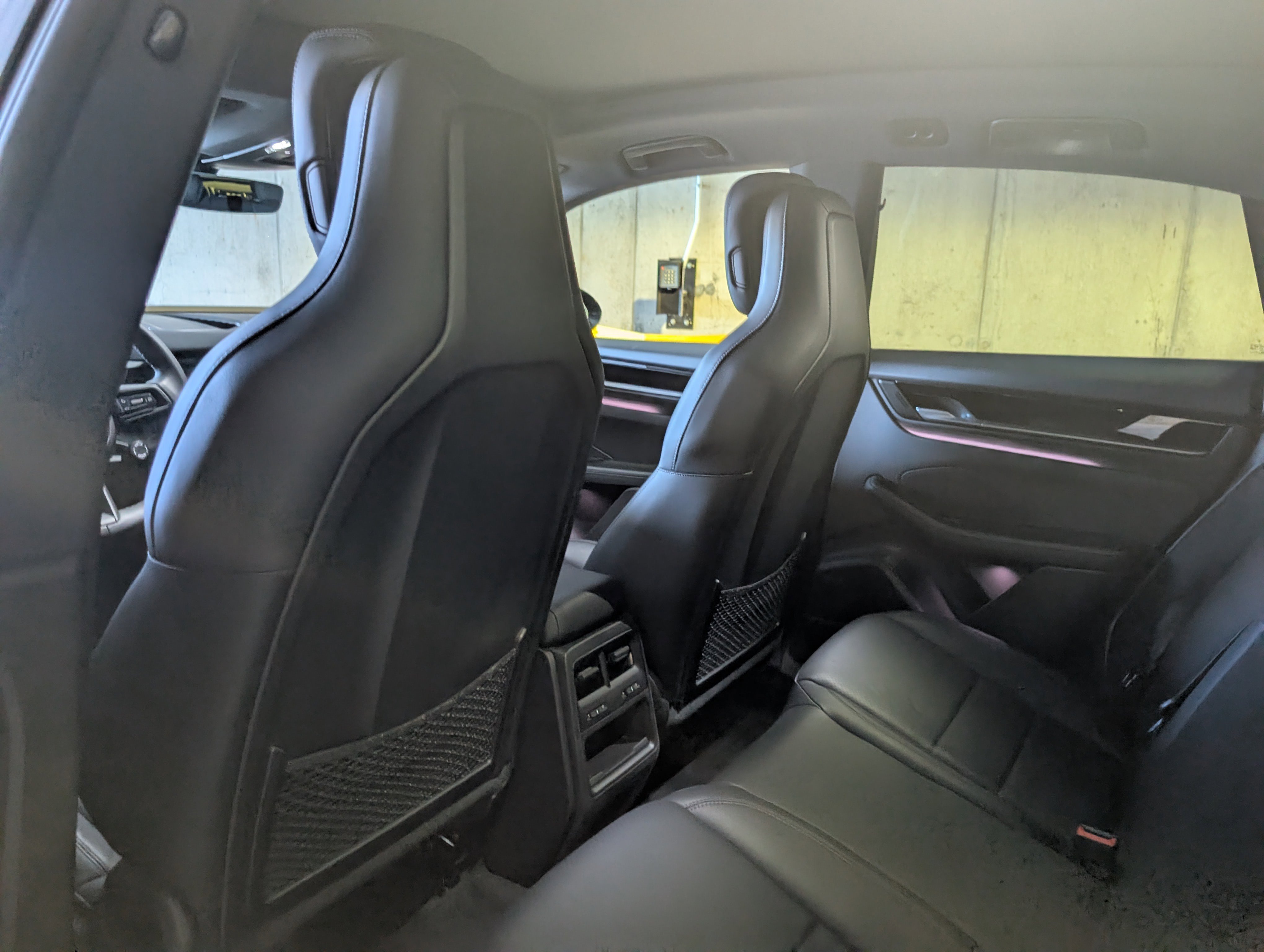 Used 2025 Porsche Macan Electric image 28