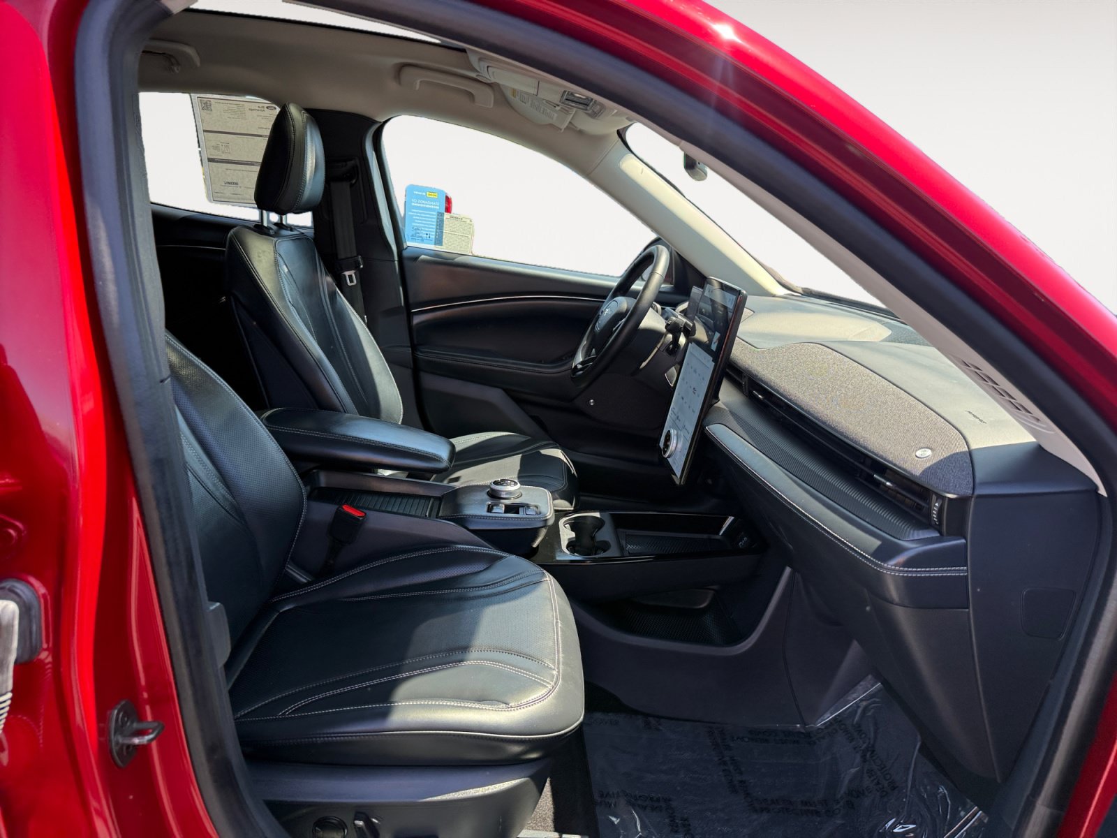 Certified 2022 Ford Mustang Mach-E Premium AWD/4WD image 19