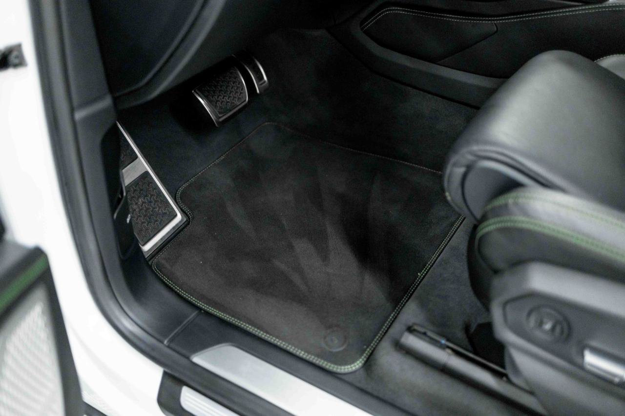 Used 2020 Lamborghini Urus Base image 38