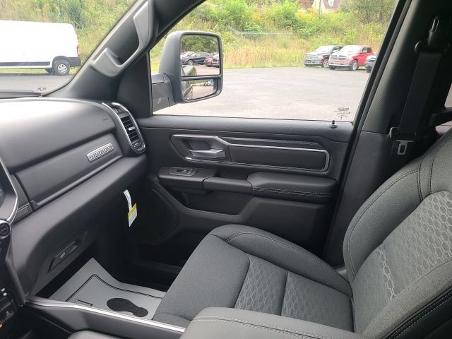 New 2026 RAM 1500 Big Horn AWD/4WD image 18